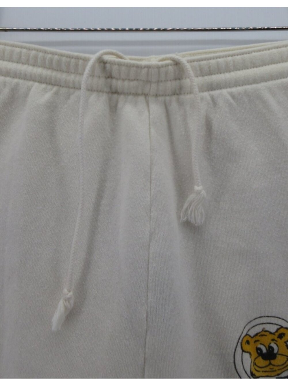 VINTAGE UCLA Bruins Shorts Medium Cream Rugged Wear Sweatshorts 80s * - Picture 3 of 11